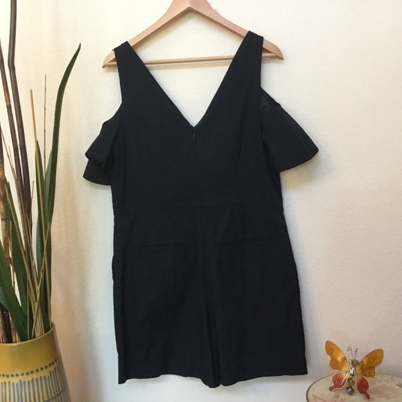 Anthro Elevenses Black Cold Shoulder Romper 10 NWT - Picture 5 of 8